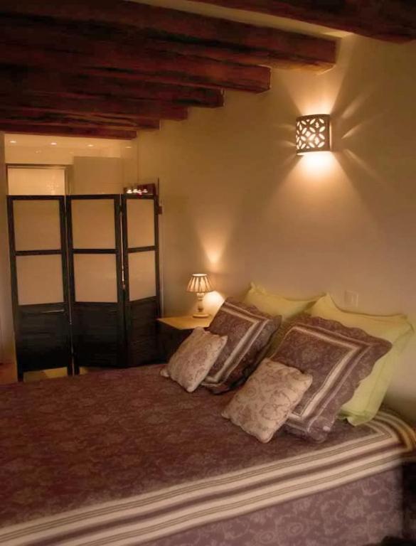 La Grange Aux Loirs B&B Courtioux Rom bilde